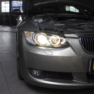 BMW 3 серии - разборка фар, полировка и замена линз