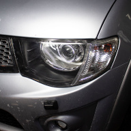 Mitsubishi L200 - установка биксеноновых линз и птф