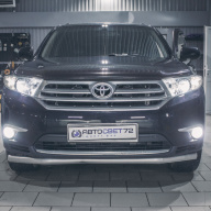 Toyota Highlander - замена линз на билед Aozoom, замена ламп в птф на светодиодные, установка ДХО в секцию поворотников.