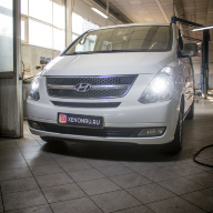 Hyundai GRAND STAREX - установка светодиодных линз Aozoom A3 MAX