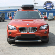 BMW X1 установка билинз, ангельских глазок