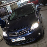 Toyota Corolla - полировка фар и замена ламп на светодиодные HB4 NARVA Range Performance LED.