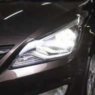 Hyundai Solaris - установка светодиодных ламп Narva в головной свет и светодиодных ламп Philips в ДХО.