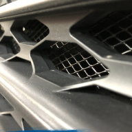 Hyundai Solaris - установили защитную сетку под решетку радиатора.
